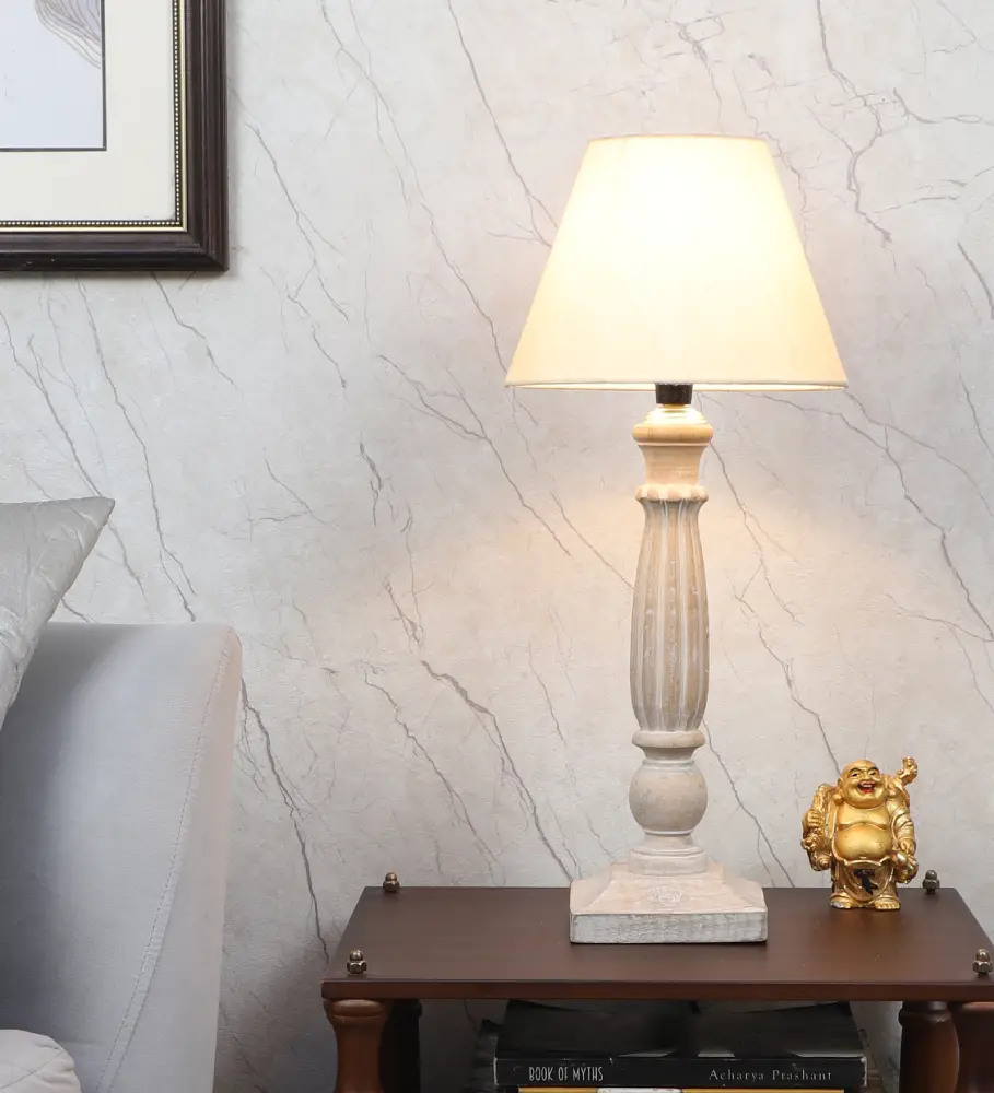 Magni Table Lamp