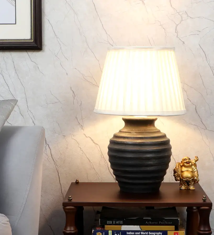 Vesara Palmer Table Lamp