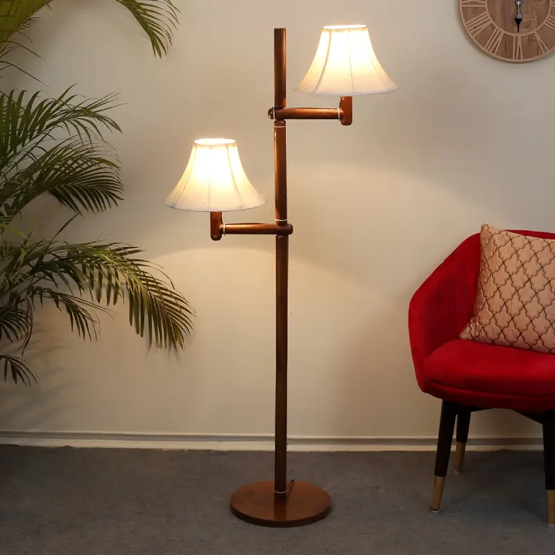 Jijo Jasto Floor Lamp – Ivory