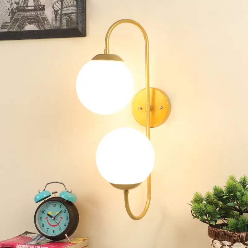 Double Dolly Wall Lamp