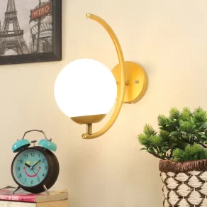 Yola Wall Lamp